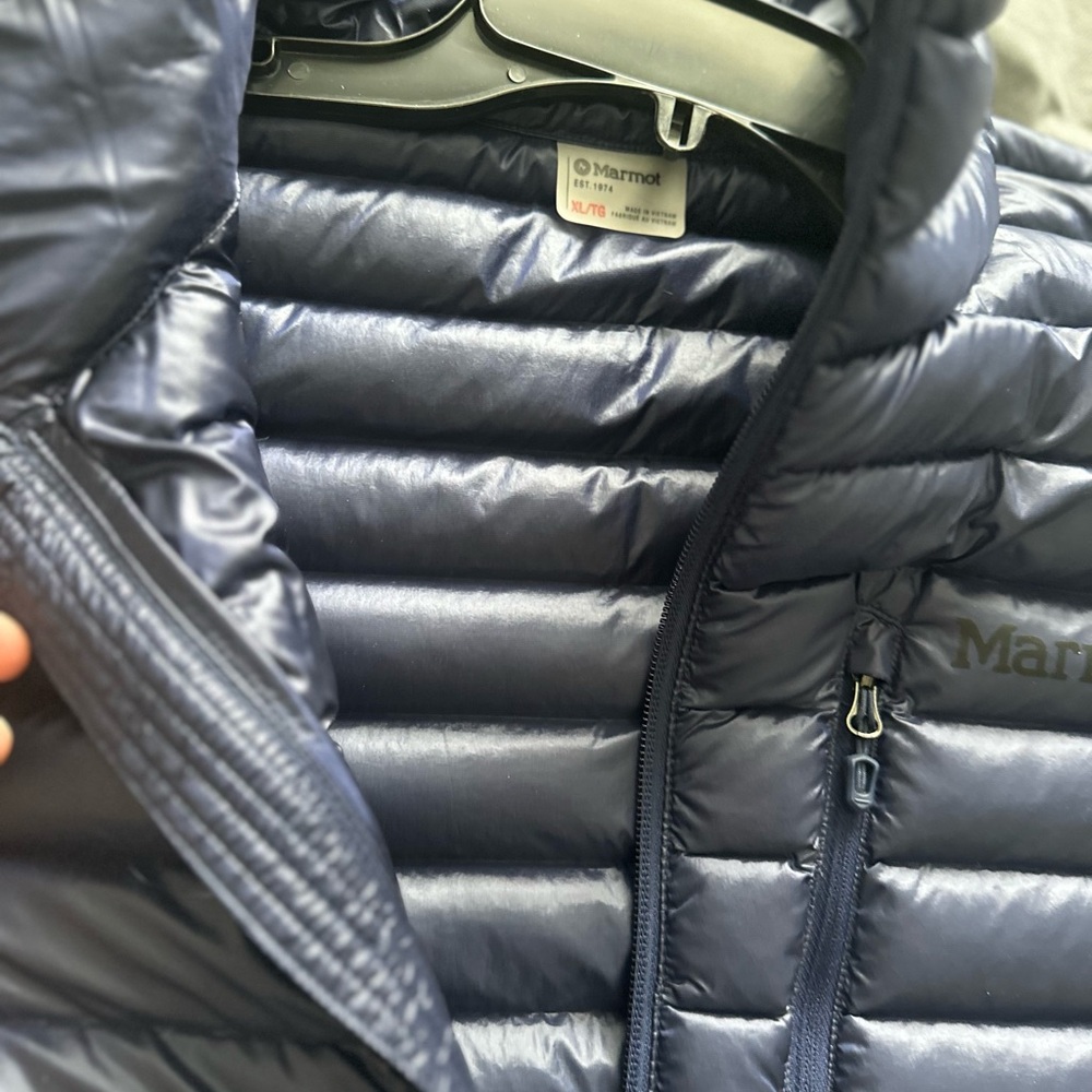 Marmot Navy Puffer Vest - Picture 3 of 6